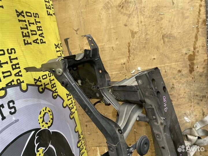 Рамка радиатора (телевизор) Toyota Vista Ardeo (s