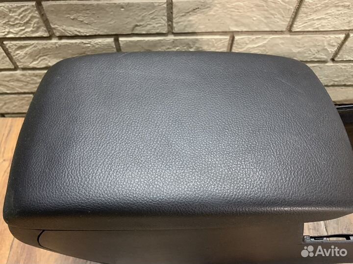 Mazda 6 (GH) 2007-2013 Консоль центральная