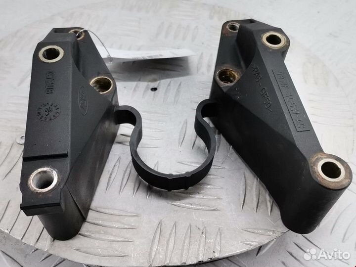 Кронштейн гидроусилителя Ford Focus 1998