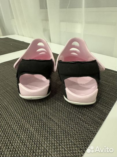 Сандалии для девочки 23.5 размер