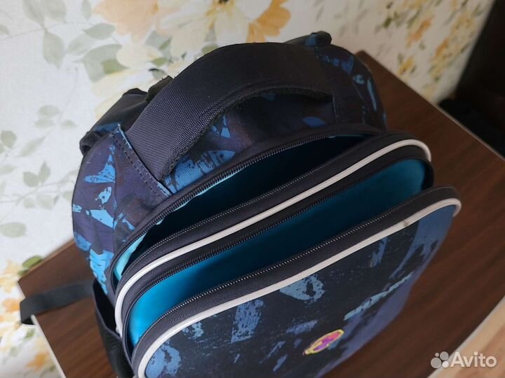 Портфель школьный для мальчика