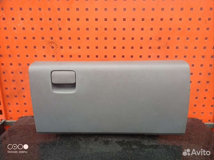 Бардачок Hyundai grand starex