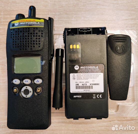 Радиостанция Motorola XTS2500