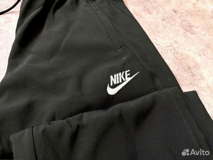 Спортивные костюмы Nike