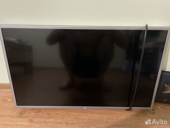 Телевизор LG 32LB572U-ZP