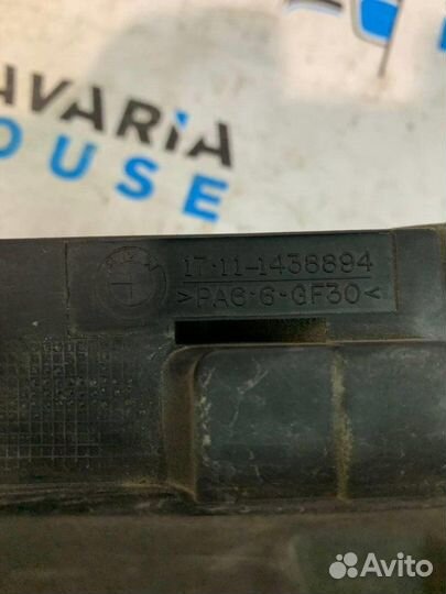 Кронштейн радиатора левый Bmw 3 E46 M54B25 2002