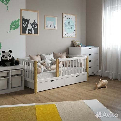 Кроватка сингл детская с бортиком берёза