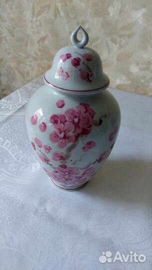 Ваза с крышкой фарфор ГДР