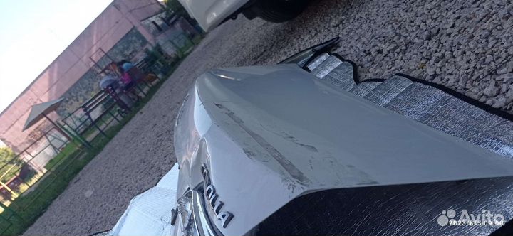 Крышка багажника Toyota Corolla 11 E180 2013 (б/у)