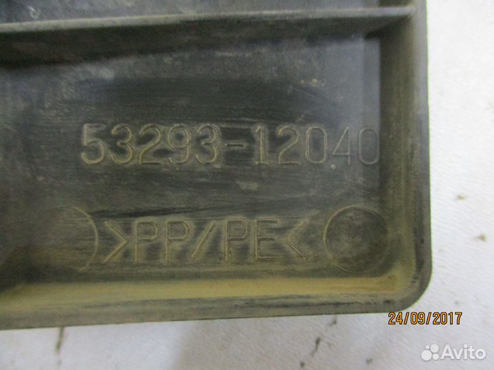 Дефлектор радиатора Тойота Королла 150