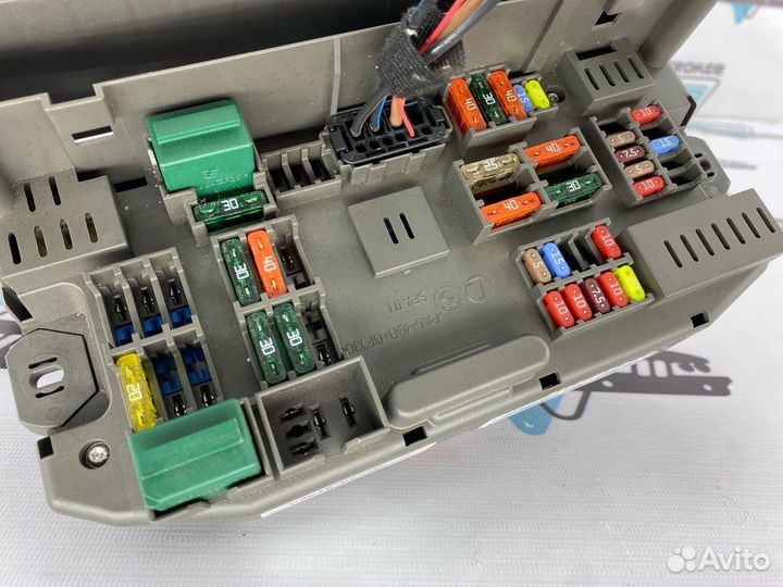 Блок предохранителей передний Bmw X5 E70 N55B30