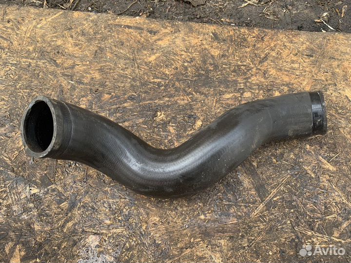 Volvo xc90 2.4TD патрубок интерулера