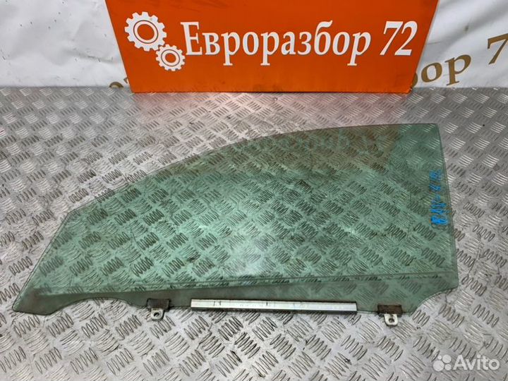 Стекло двери переднее левое Toyota Rav4 ACA30