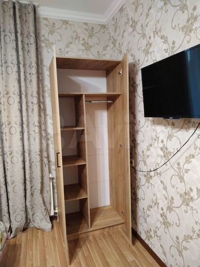 1-к. квартира, 43 м², 1/3 эт.