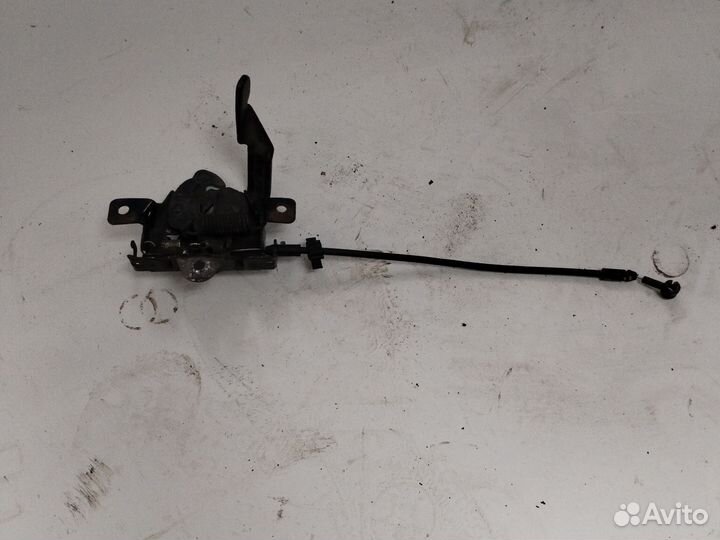 Замок капота Hyundai solaris 1