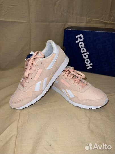 Кроссовки reebok женские