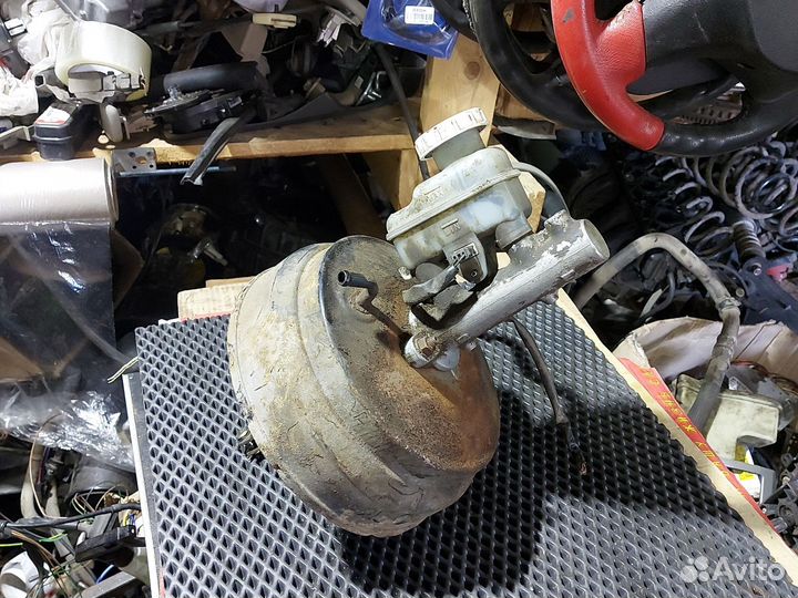 Вакуумный усилитель тормозов Mitsubishi Lancer 9