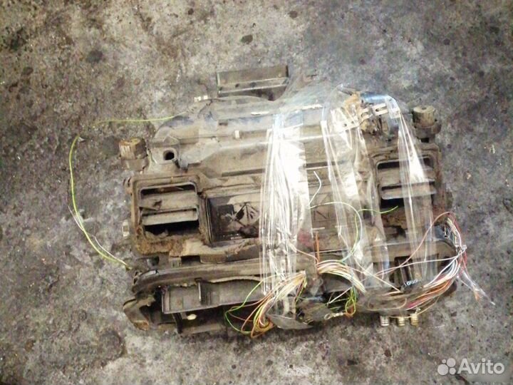 Корпус печки BMW 5 E34