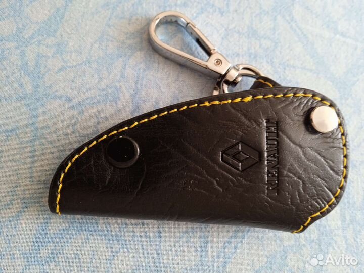 Кожаный новый брелок