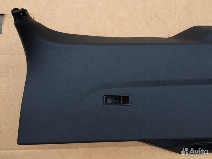 Обшивка крышки багажника Bmw X5 G05 F95