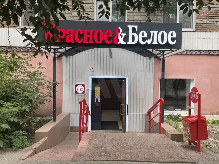 Торговая площадь, 102 м²
