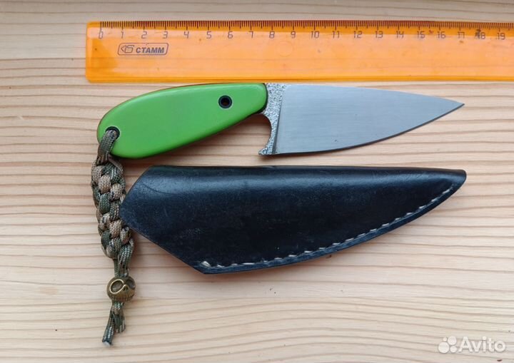 Нож туриста, охотника