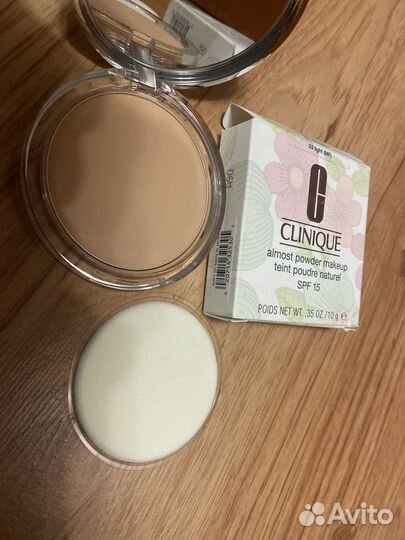 Пудра clinique Bobbi Mac smash