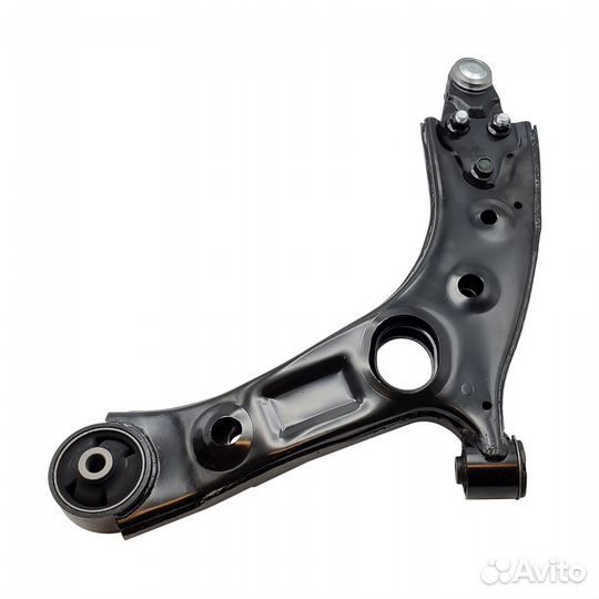 Рычаг передний нижний правый CTR CQ0217R