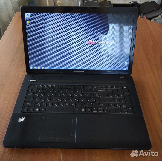 Ноутбук Packard Bell enle69KB 17.3 дюйма