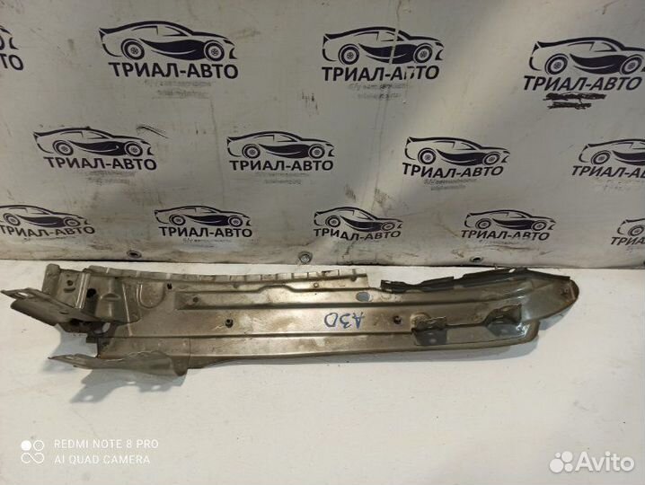 Кронштейн крыла Audi Q7 передний правый верхний