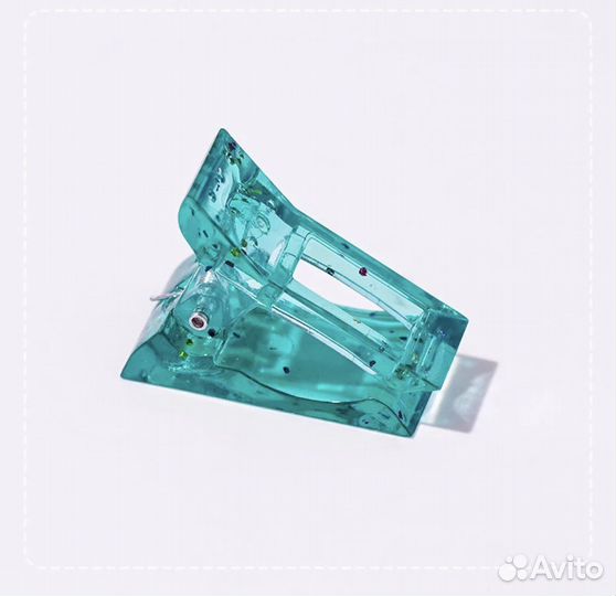 Акриловый зажим для ногтей