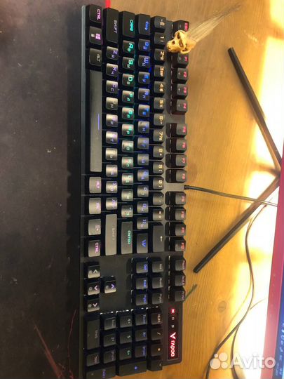 Продам клавиатуру Rapoo V500pro