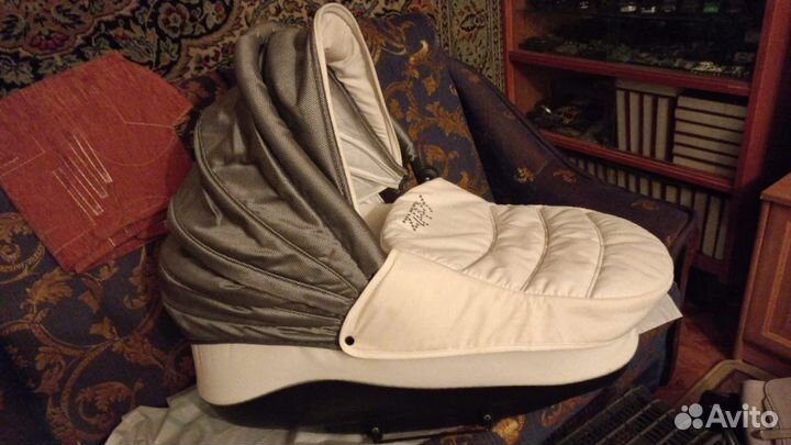 Коляска zippy 2 в 1