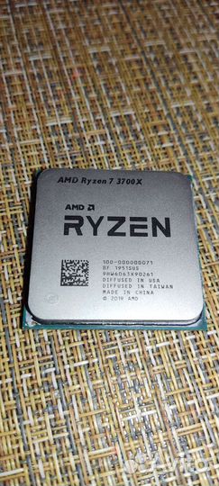 Процессор AMD ryzen 7 3700X