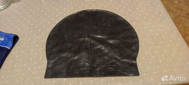 Шапочки для бассейна 5 шт. И плавки