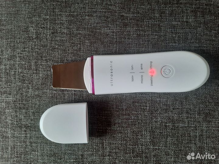 Аппарат для ультразвуковой чистки лица