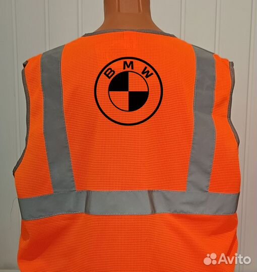 Сигнальный жилет для автомобилиста