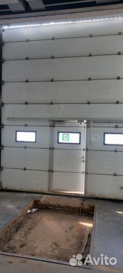 Секционные ворота пром