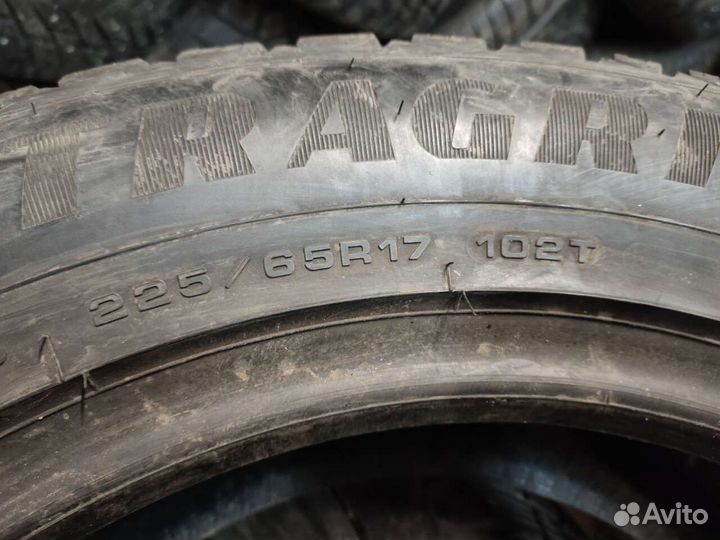 Goodyear UltraGrip Ice Arctic SUV 225/65 R17