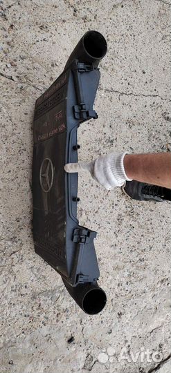 Корпус воздушного фильтра Мерседес s500