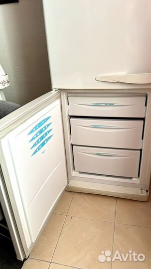 Холодильник stinol в отличном состоянии