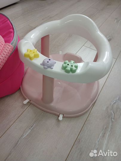 Стульчик в ванную, сумка переноска