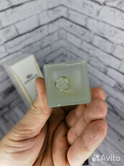 Духи женские Lacoste Pour Femme Legere