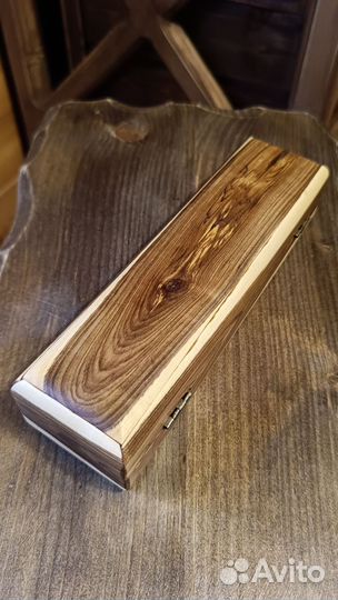 Шкатулка для хранения опасных бритв