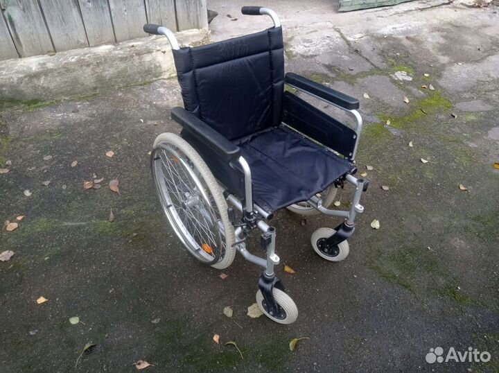 Коляска инвалидная