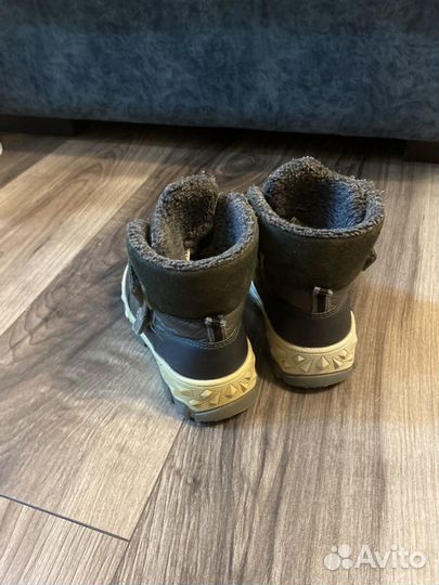 Ботинки зимние из натуральной кожи и меха