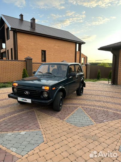LADA 4x4 (Нива) 1.7 МТ, 2011, 170 000 км