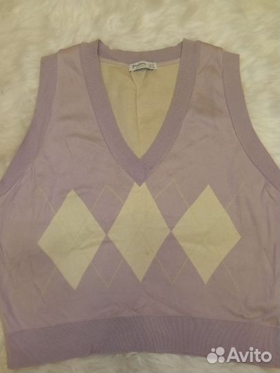 Жилетка женская вязаная