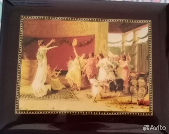 Шкатулка для украшений