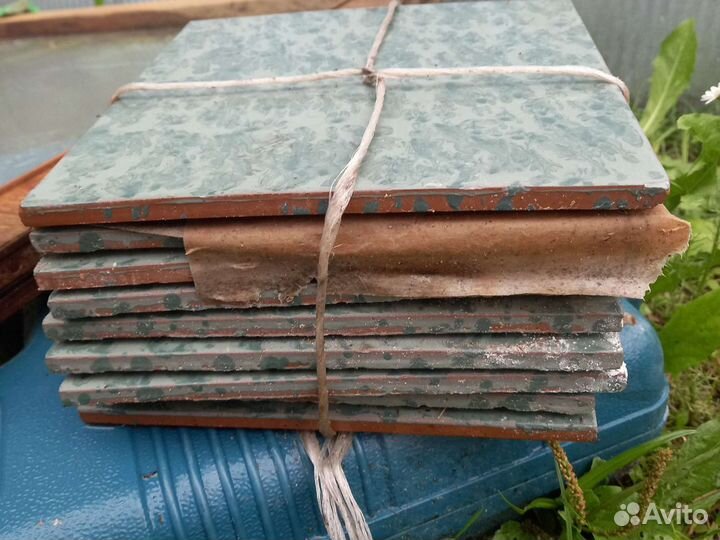 Плитка глиняная